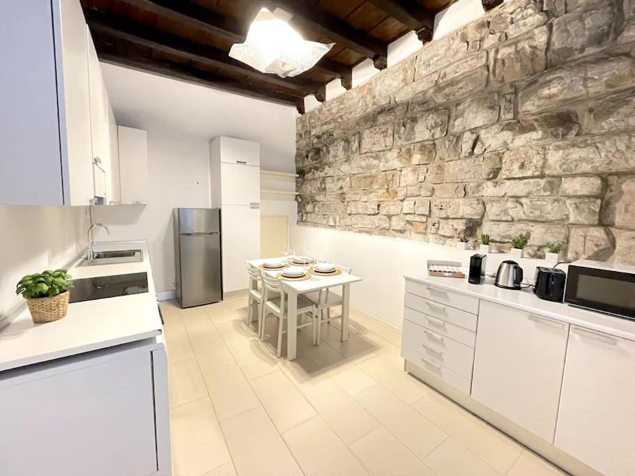 Tower Gombito'S Apartment Μπέργκαμο Εξωτερικό φωτογραφία